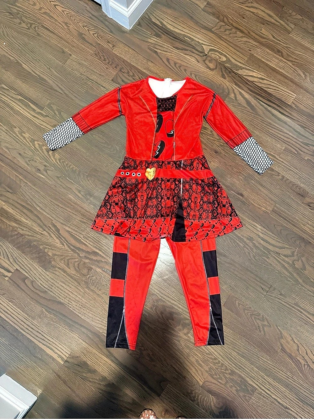Disney Descendants Rise of Red Costume Jumpsuit Girls 140 Red & Black